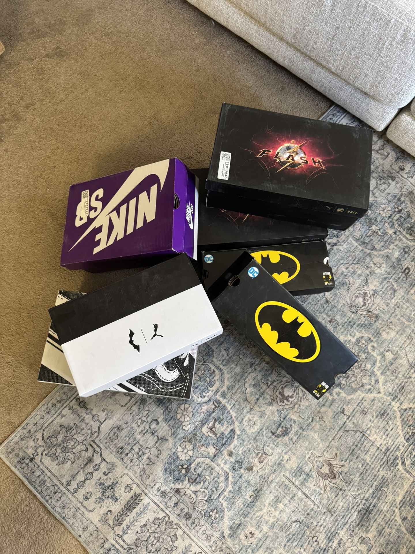 Comic Men’s Size 11 Shoe Bundle
