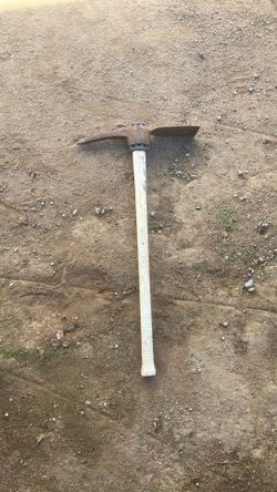 Pick mattock