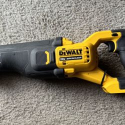 DEWALT 20V MAX XR Reciprocating Saw