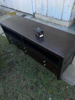 Free entertainment center, kid quad and battery mini