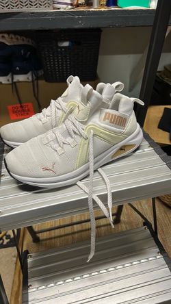 Puma Sneakers