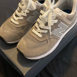 Women’s NB 574 Core