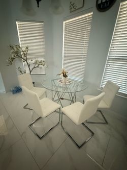 Breakfast table