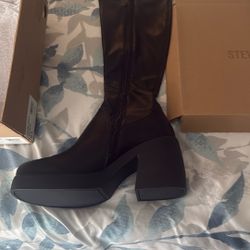 Steve Madden Boots
