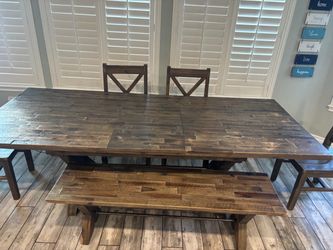 Kitchen table