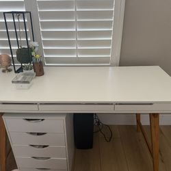 Computer Desk