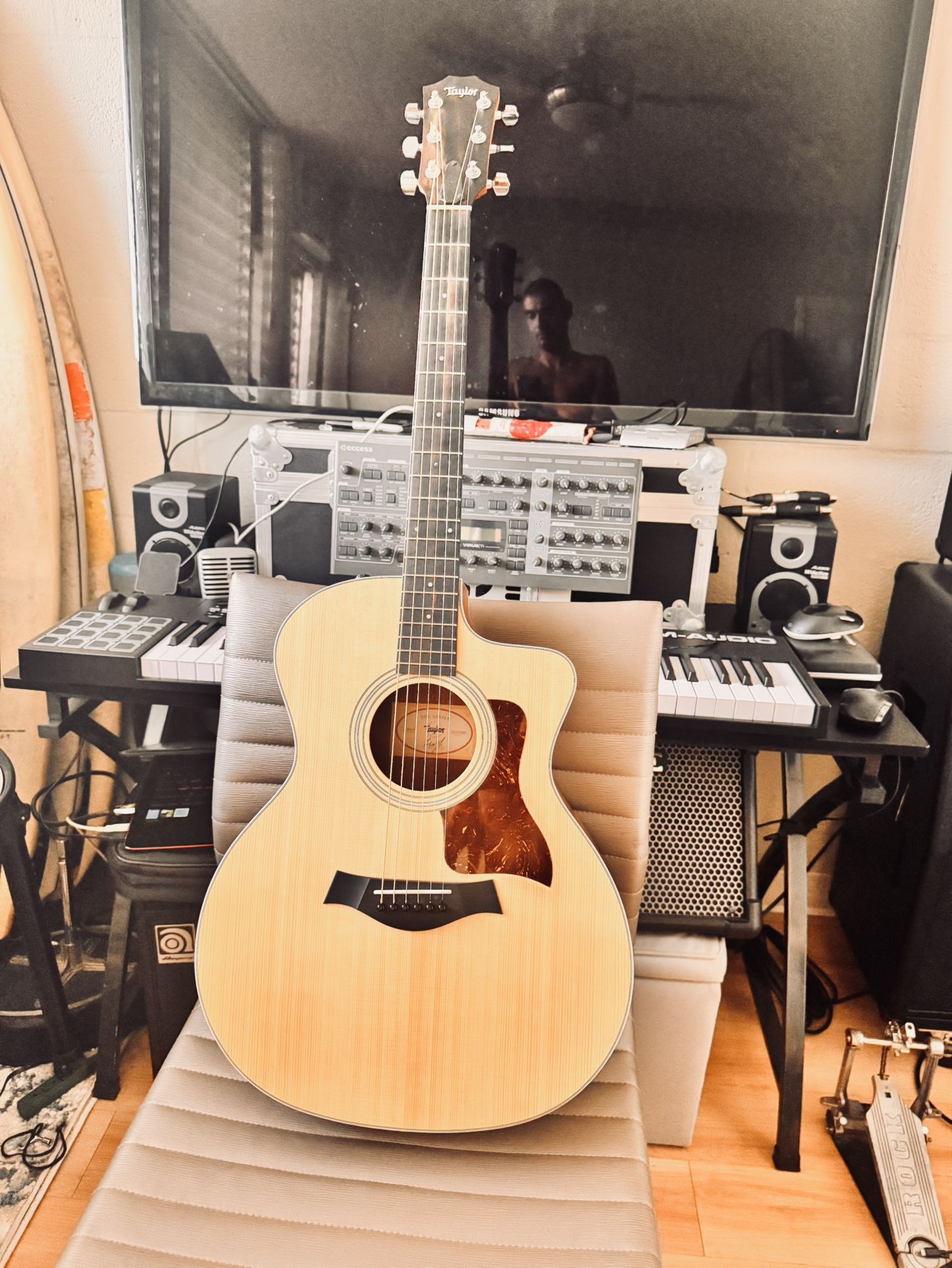 Taylor Guitar ce 240 K