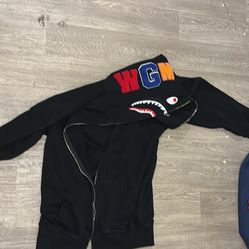 bape hoodie
