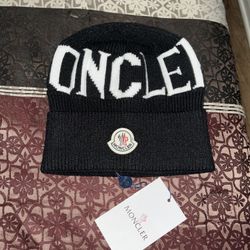 moncler beanie