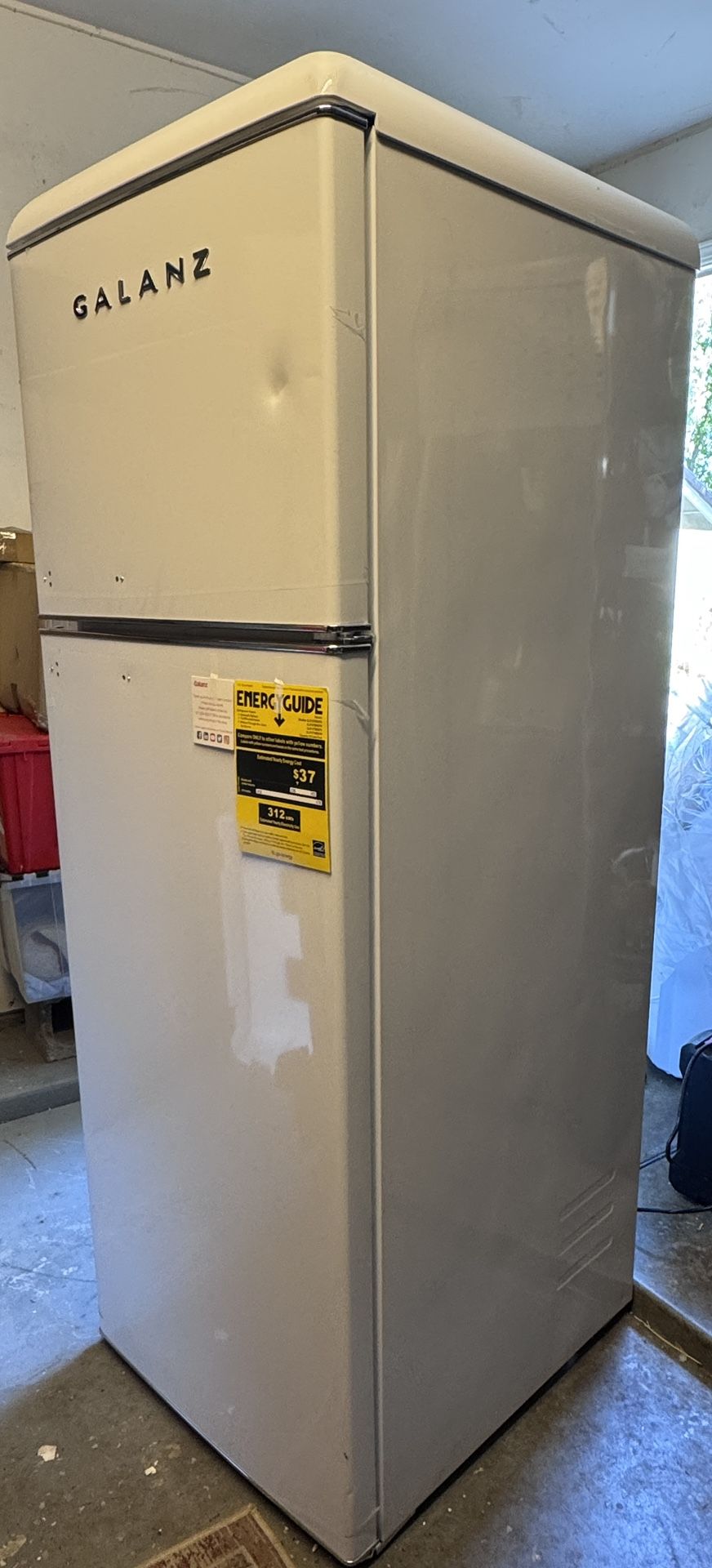 Galanz 12 Cu Ft Top Freezer Refrigerator