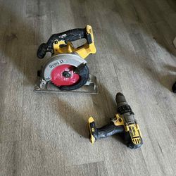 DeWalt 20v Skilsaw 6 1/2 Y Drill $100 Por Los Dos Firme Precio 