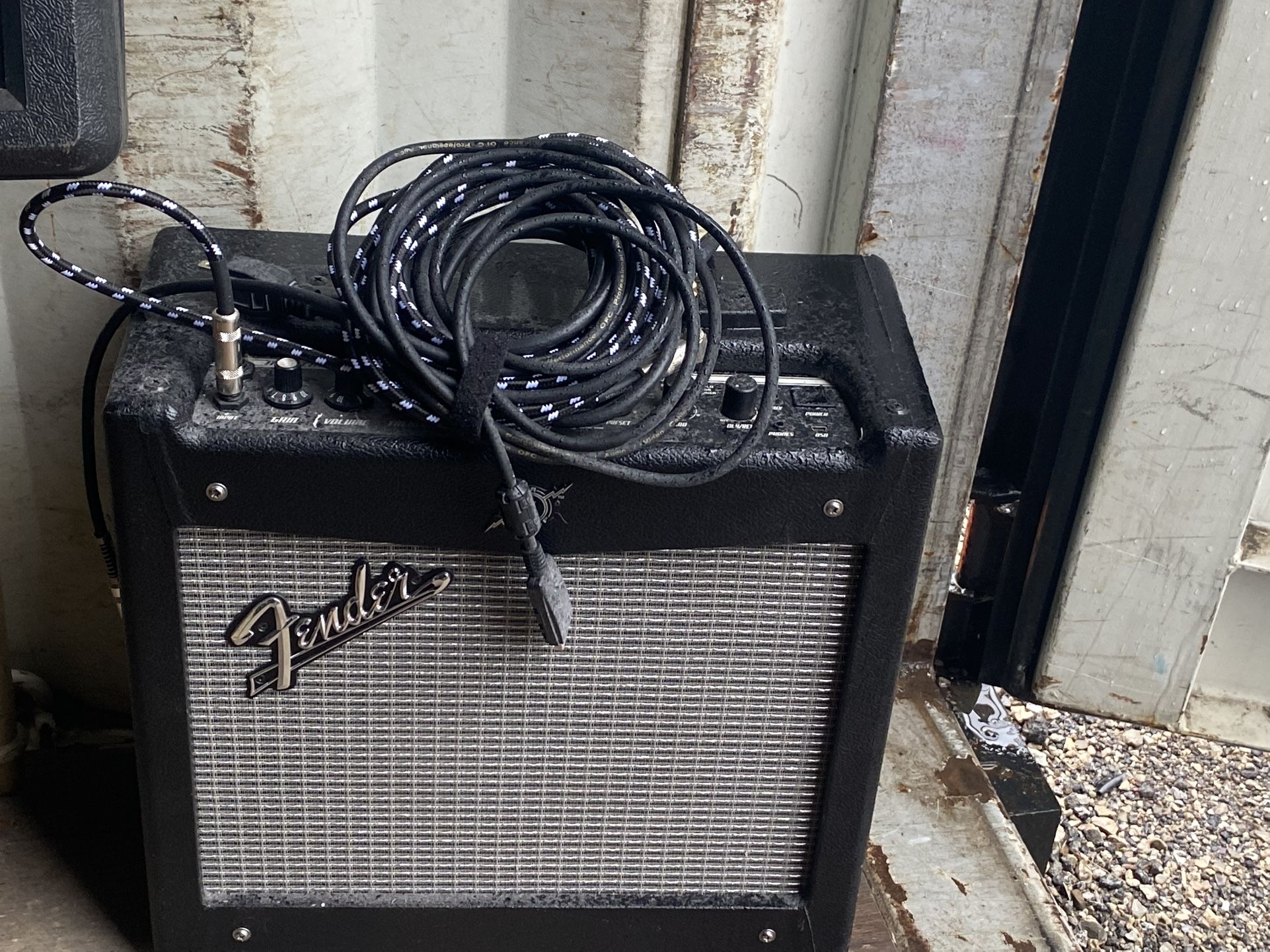 Fender Mustang GT40