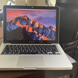 MacBook Pro 13 Inch Late 2011 Model