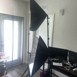 ✨ Professional Lighting Kit