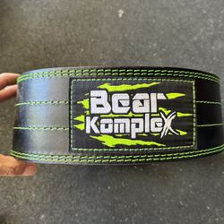 Bear komplex Leather Buckle Olympic Weight Lifting Belt - Men’s size Small