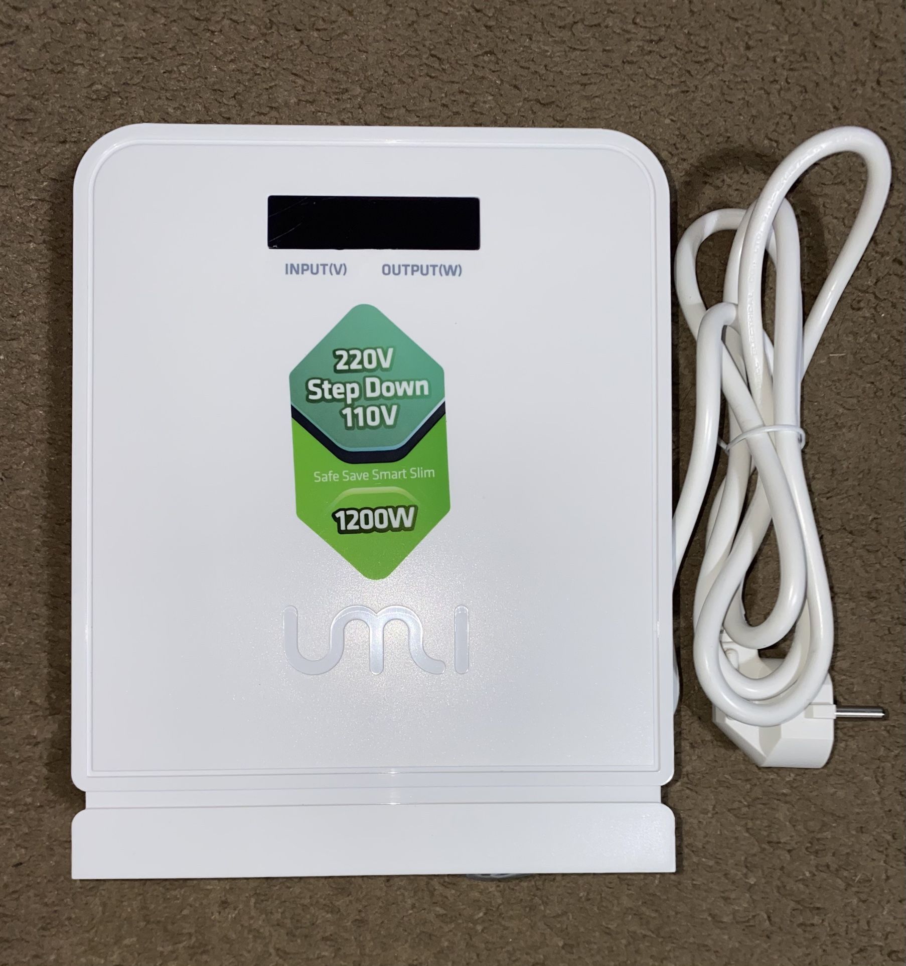 ⚡ Step Down Transformer UMI 1200W – Plug US Devices Abroad!