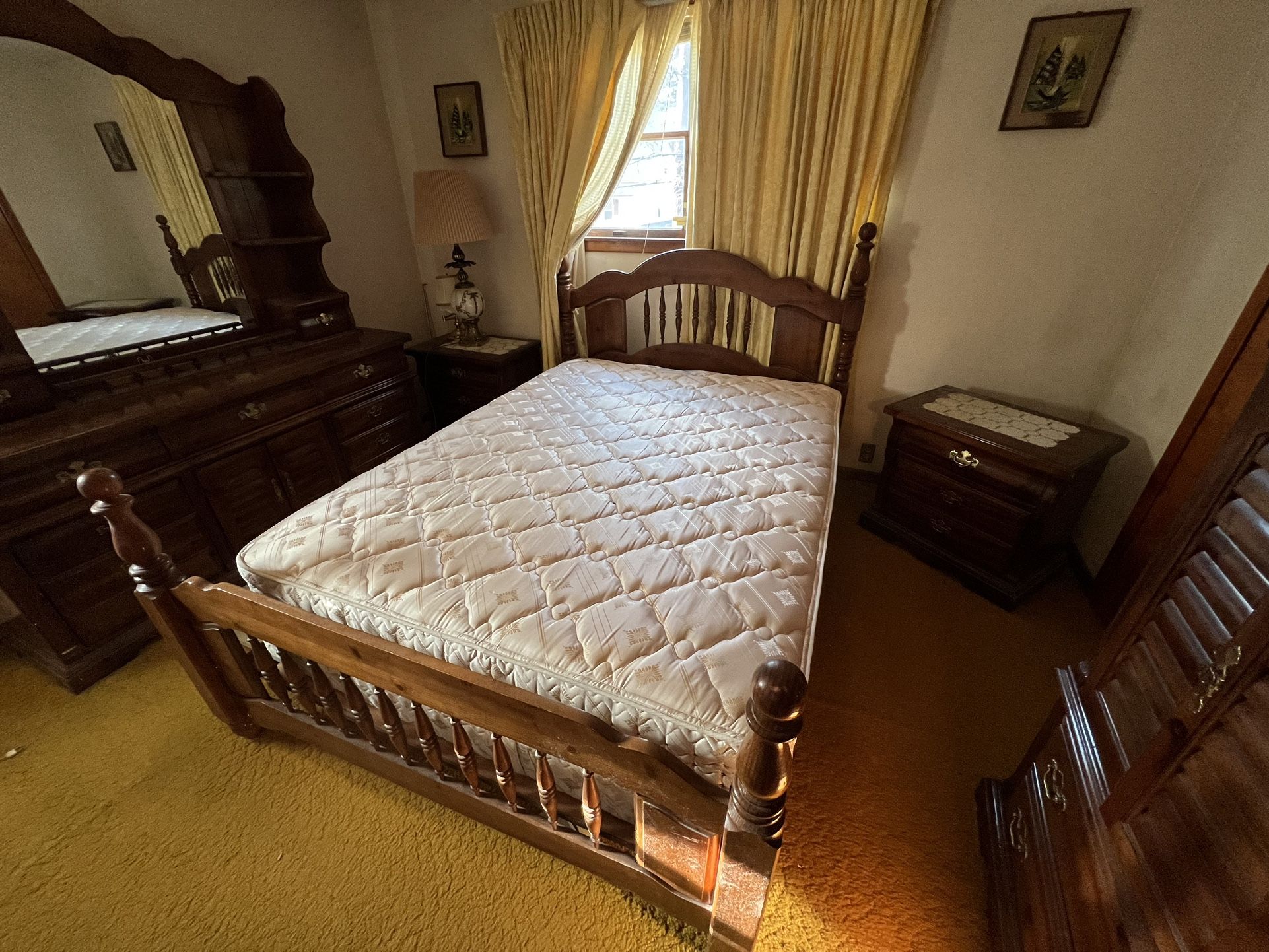 Bedroom Set -Queen