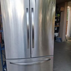 Kenmore Refrigerator 