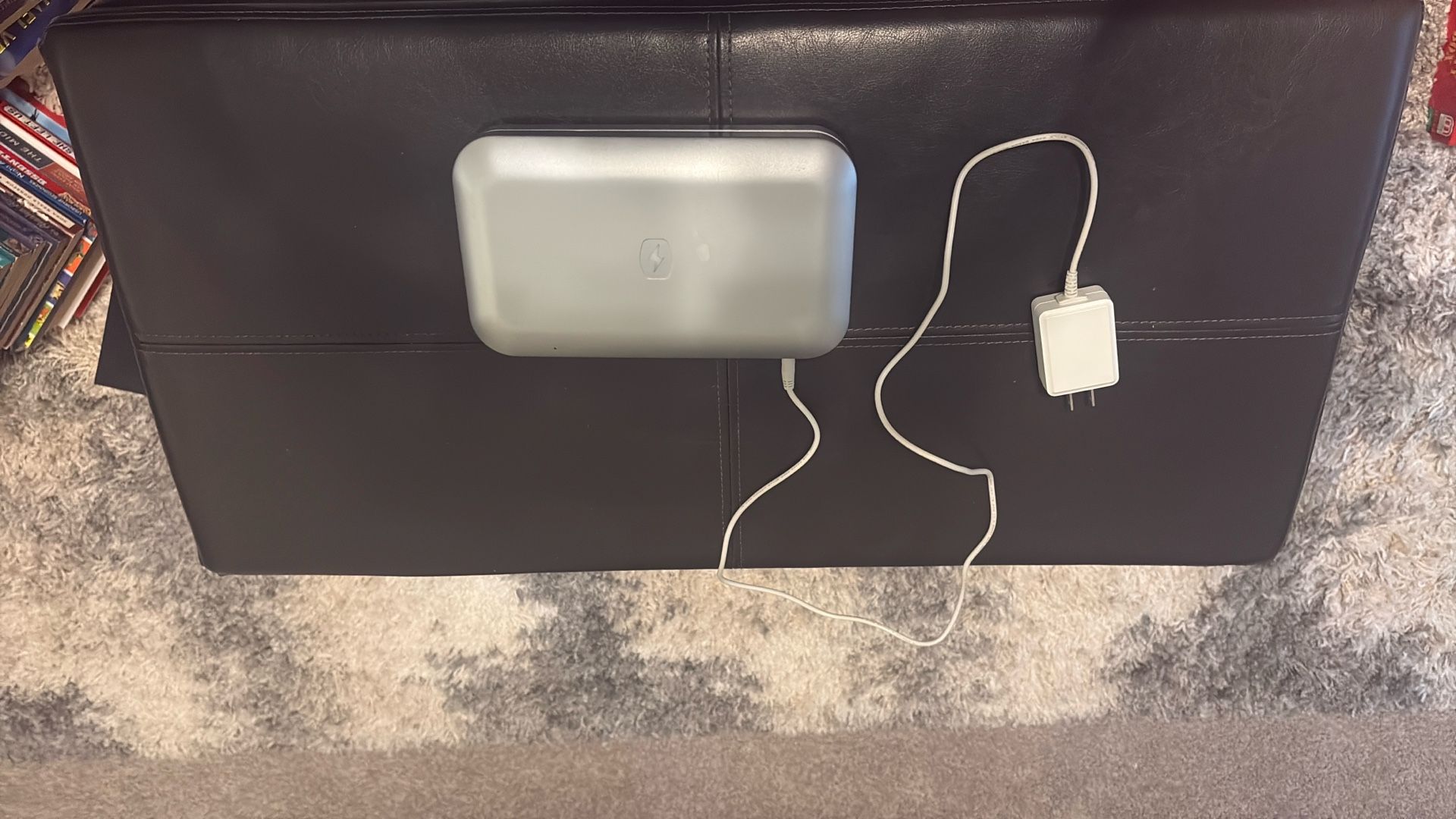 Electronic phone Cleaner