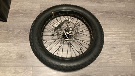 Ebike tire for sale 20x3.0 (76-406)