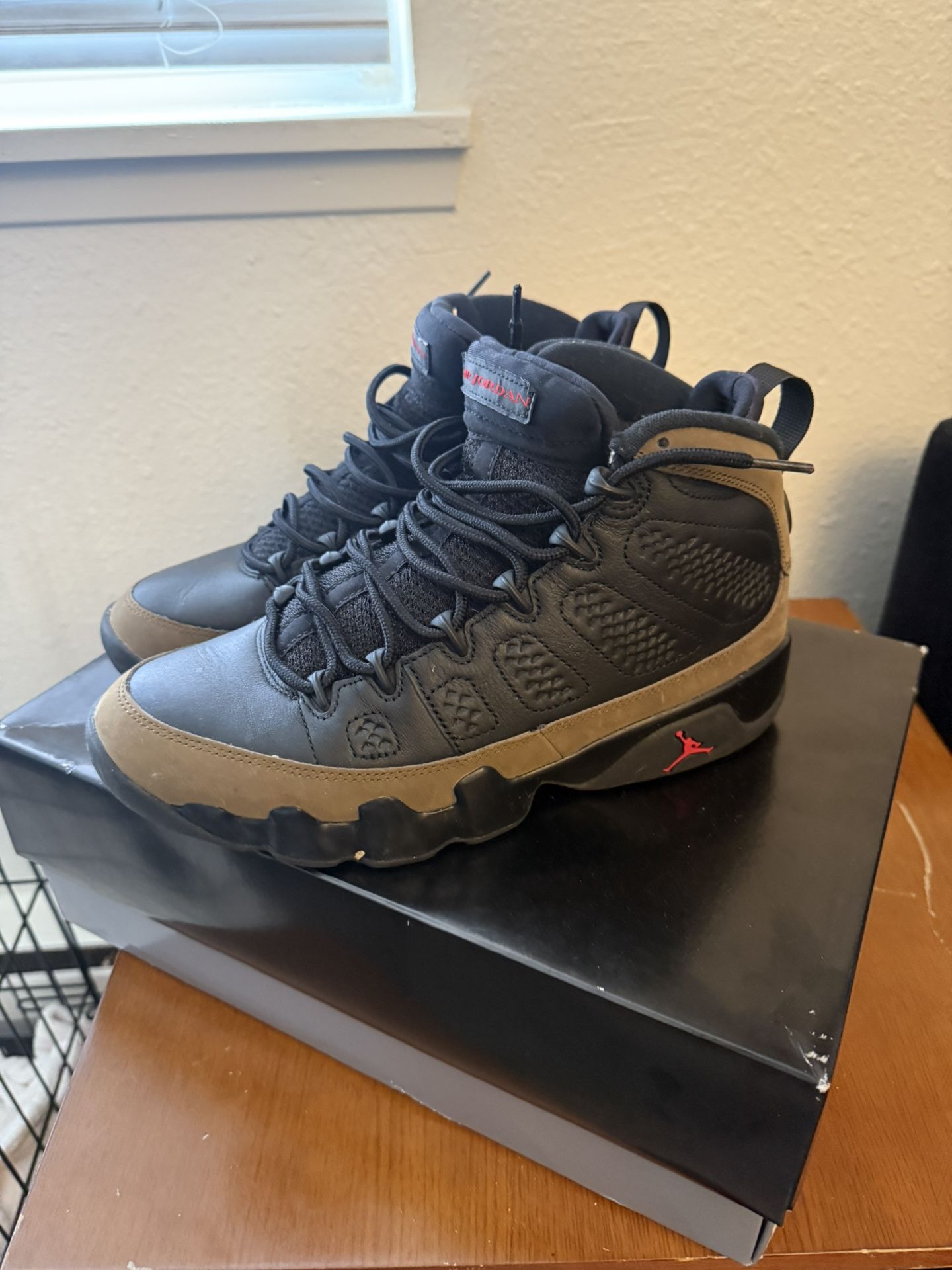 Jordan Retro 9 “Olive”