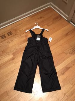 Kids Snow Suit in Size 4 (small)