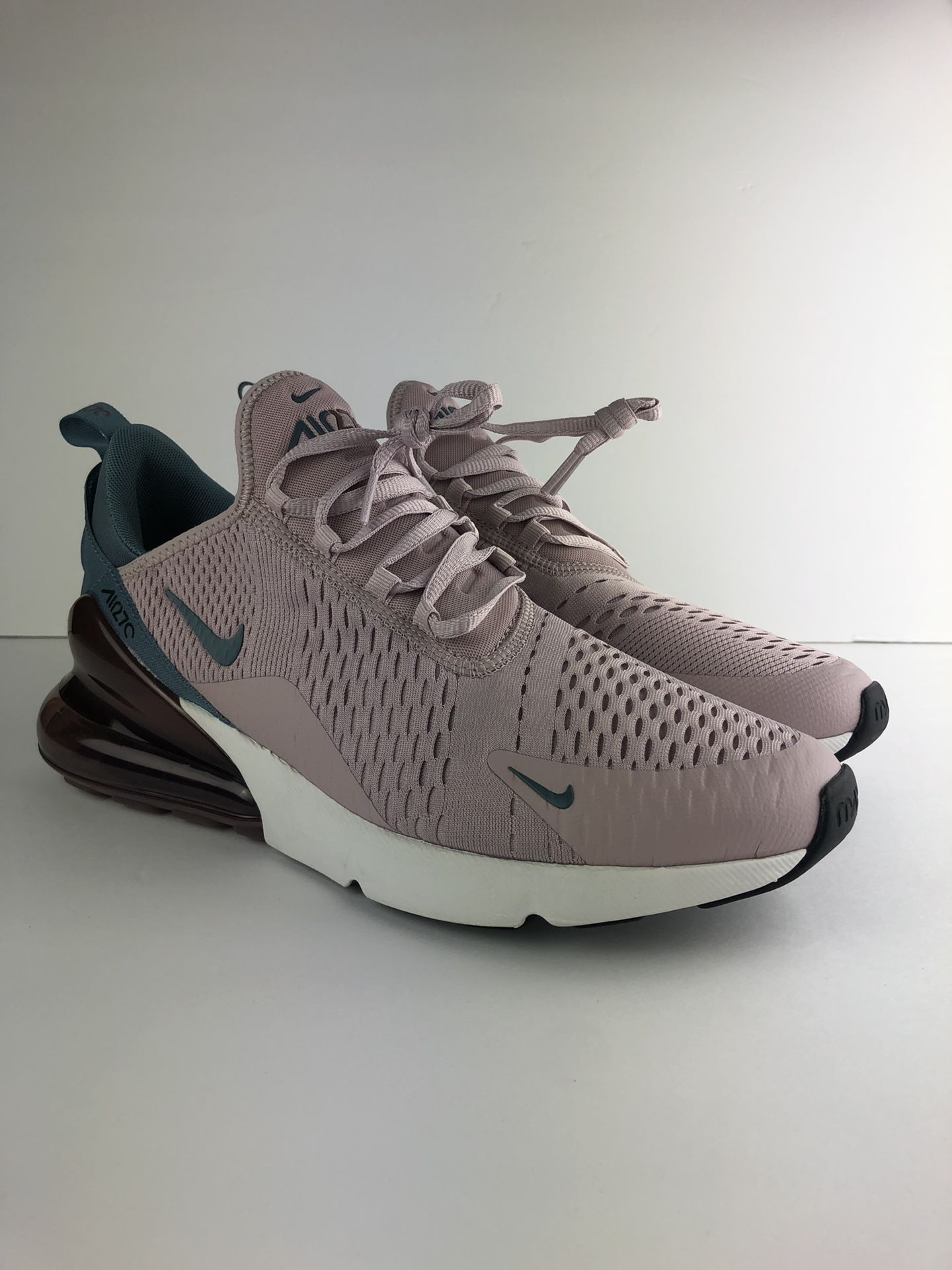 NIKE AIR MAX 270 PARTICLE ROSE CELESTIAL TEAL WOMENS SIZE 12AH6789-602 for  Sale in Highland, CA - OfferUp