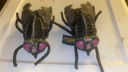 SPIRIT HALLOWEEN Flies (NEW)