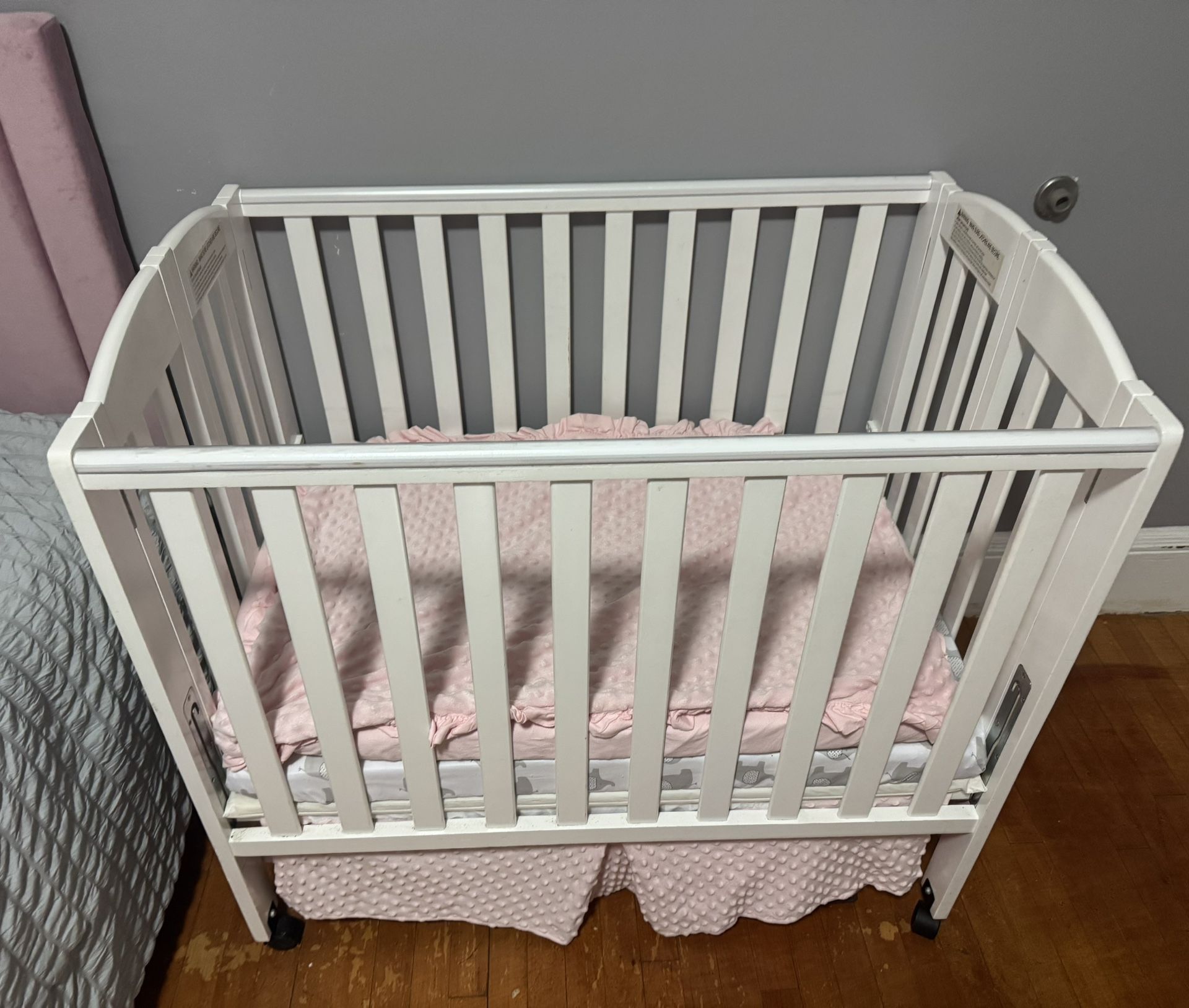 Small Portable Crib