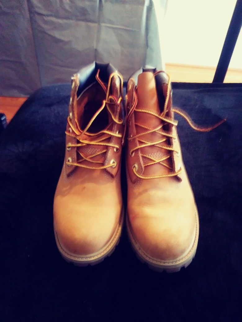 Timberland Youth Boots size 5
