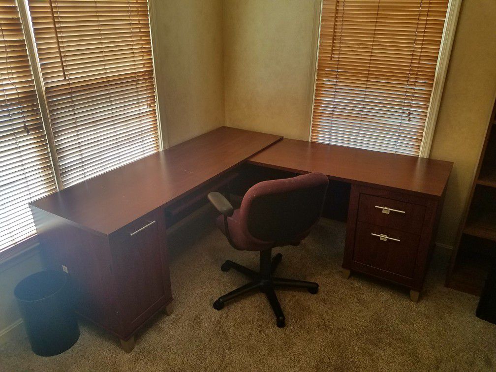 L Shape Office Desk with Shelves