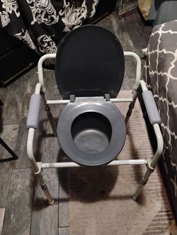 Bedside Toilet 