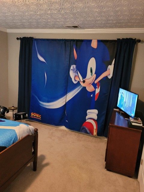 Sonic Curtain Set