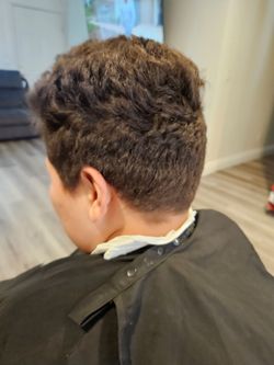 Barber cape
