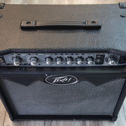 Peavey VYPYR 15 Watt Modeling Amplifier 