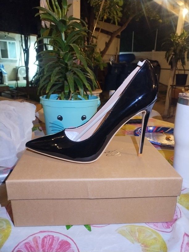 Stiletto High Heels Black