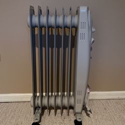 2 New Radiator Warmer