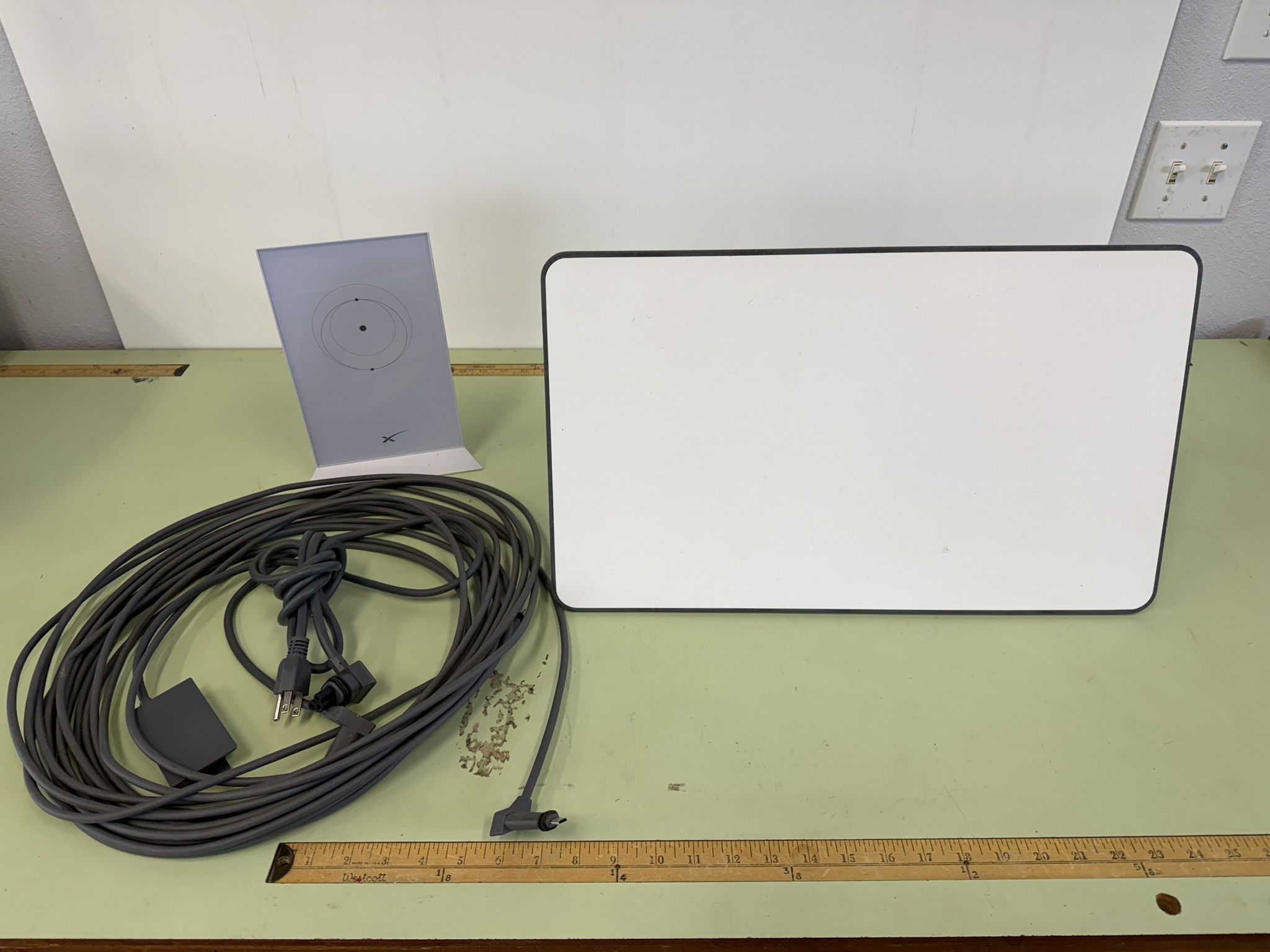 Starlink Dish And router (gen 2)