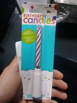 Singing birthday candle