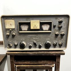 Hammarlund HQ-180A Vintage Communications Receiver (powers on)