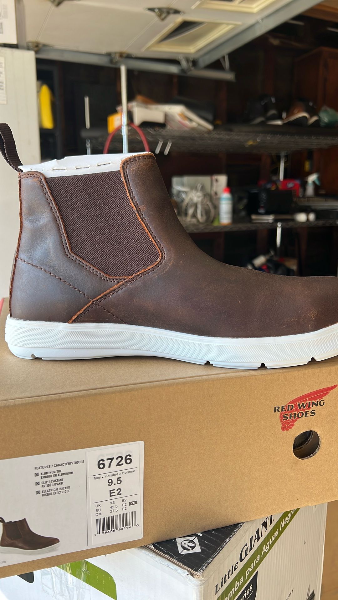 work boots red wing model 6726