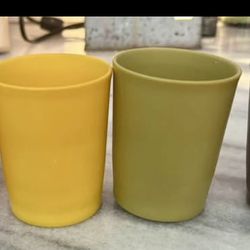 Vintage set of 4 Tupperware Harvest Juice Cups