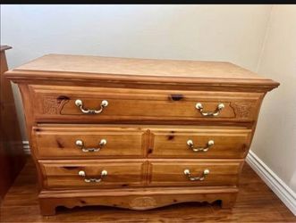 Solid Wood 4-Drawer Dresser with Brass Handles