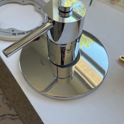 Hansgrohe AXOR Uno Modern Upgrade Easy Control Wide Pressure Balance Shower Valve Trim in Chrome