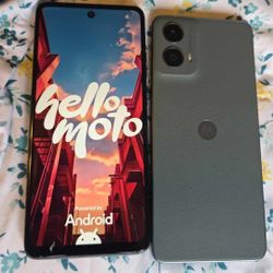 unlock Motorola 2024 126gb (2) $350