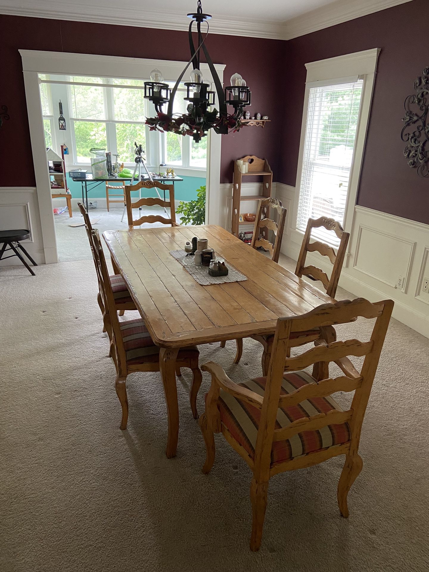 Dining Room Table With 6 Chairs