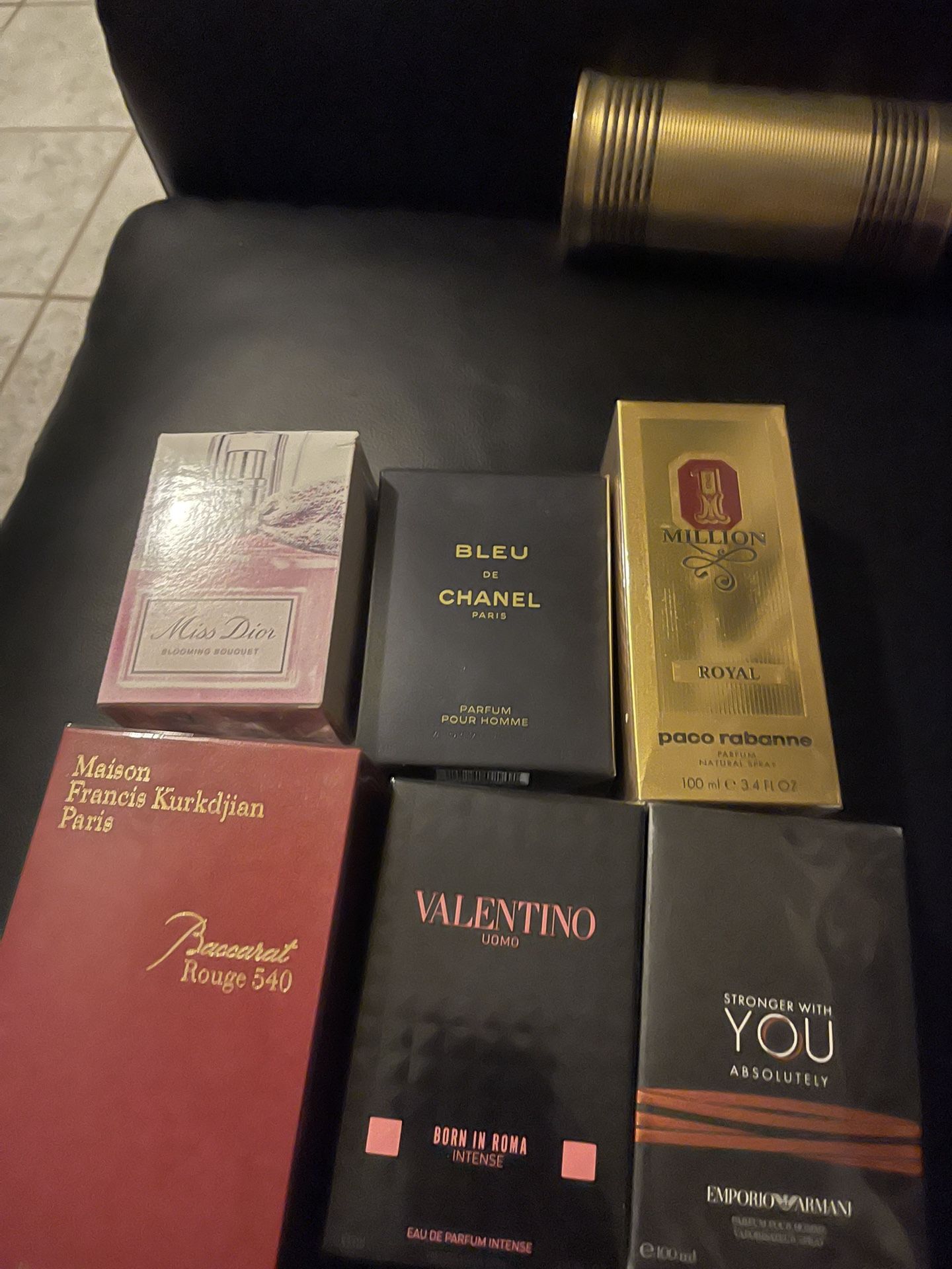 Colognes & Perfume