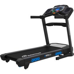 Nautilus T616 Treadmill Like New 