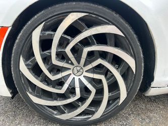 4, 22in rims and tires
