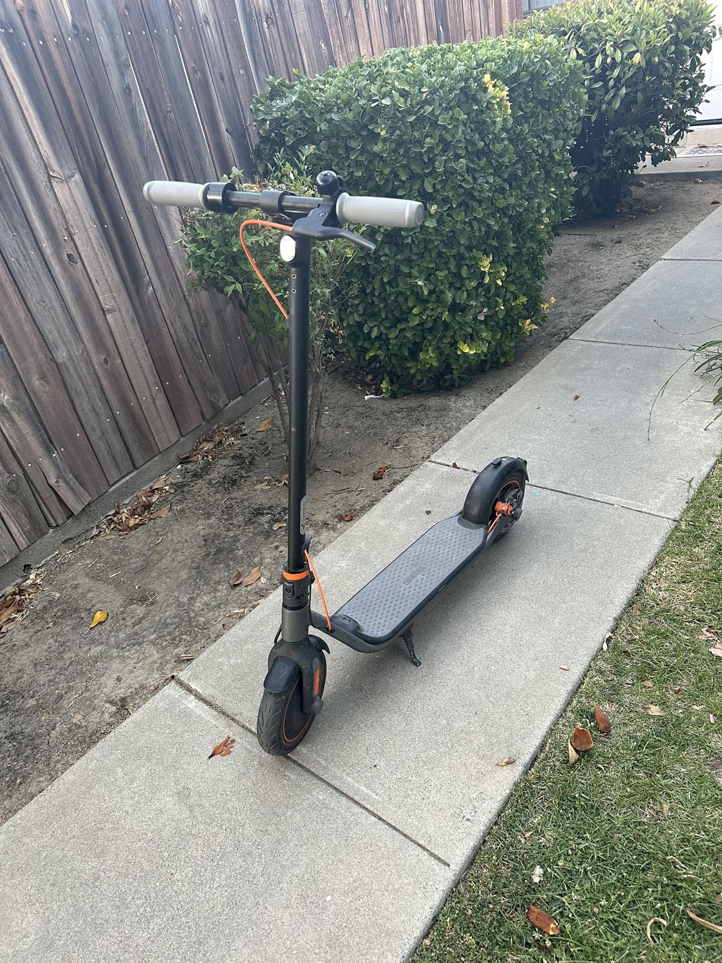 200$ Serious Buyers Only